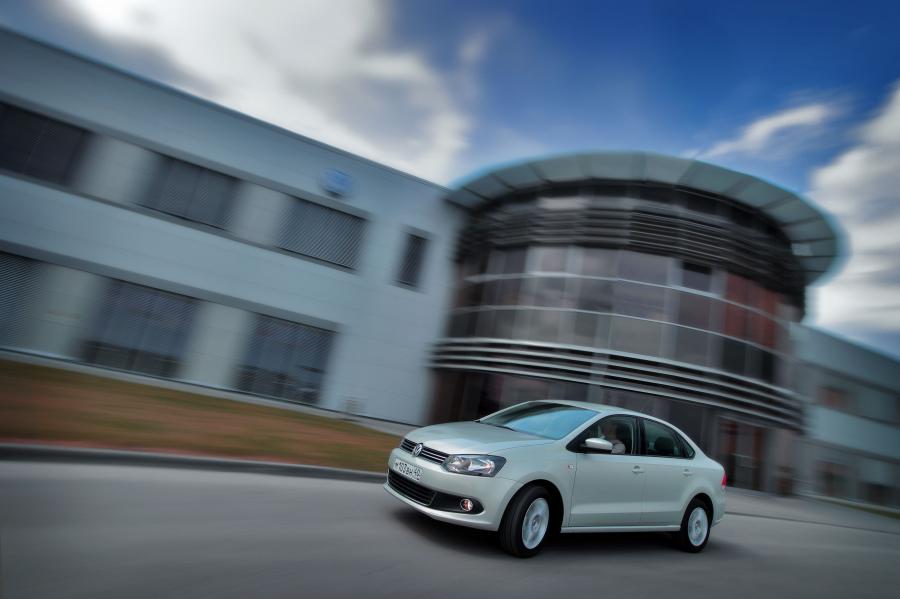  Volkswagen Polo Sedan 2010 года  (фото 111 из 123)
